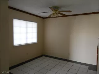 Photo #4: 2316749 Listing