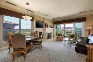 Photo #6: 2316796 Listing 