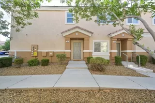 Photo #2: 2316801 Listing 