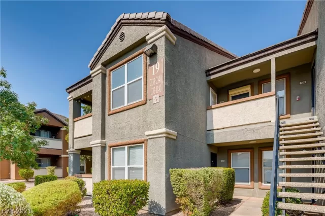 MLS: 2316897 Condo For Sale