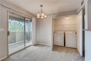 Photo #4: 2316897 Listing