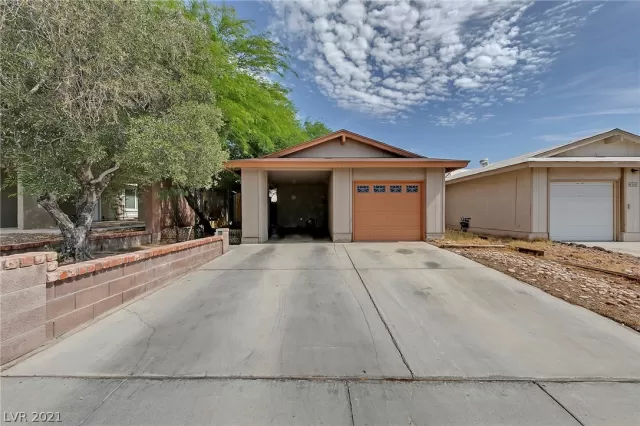 MLS: 2316903 Condo For Sale