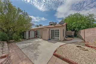 Photo #3: 2316903 Listing 