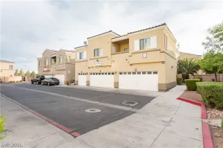 Photo #2: 2316935 Listing 