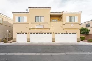 Photo #3: 2316935 Listing 