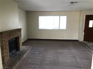 Photo #6: 2316950 Listing 