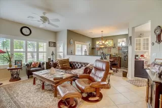 Photo #3: 2316970 Listing 