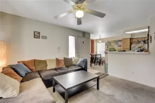 Photo #2: 2317002 Listing