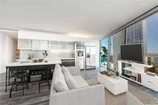 Photo #5: 2317020 Listing