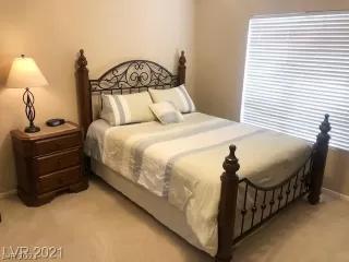 Photo #6: 2317066 Listing