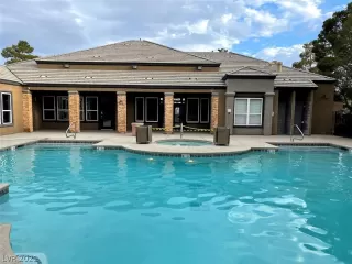 Photo #1: 2317082 Listing 