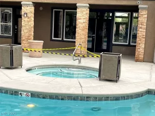 Photo #3: 2317082 Listing 