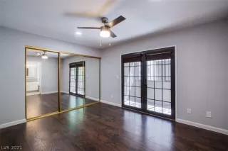 Photo #6: 2317084 Listing