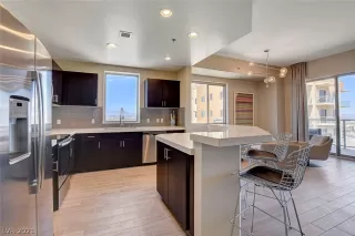 Photo #2: 2317120 Listing 