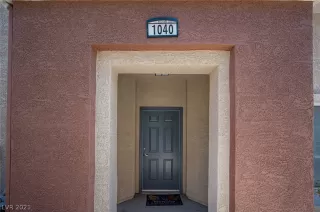 Photo #2: 2317122 Listing