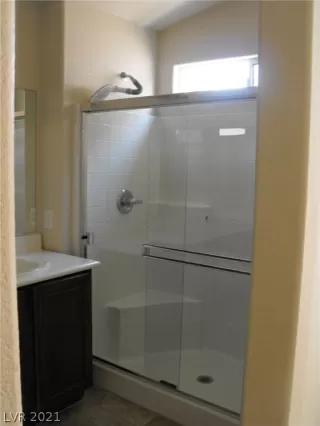 Photo #6: 2317133 Listing