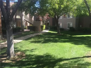 Photo #3: 2317134 Listing