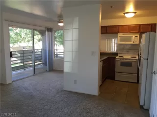 Photo #4: 2317134 Listing