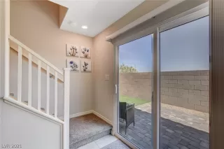 Photo #5: 2317149 Listing 