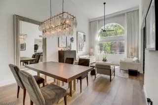 Photo #6: 2317155 Listing