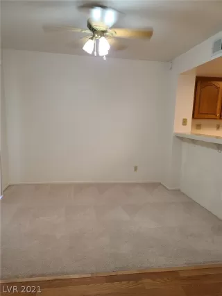 Photo #4: 2317166 Listing 