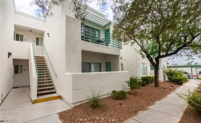 MLS: 2317173 Condo For Sale