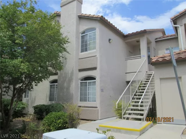 MLS: 2317182 Condo For Sale