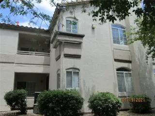 Photo #1: 2317182 Listing 