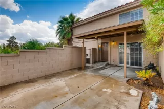 Photo #4: 2317222 Listing