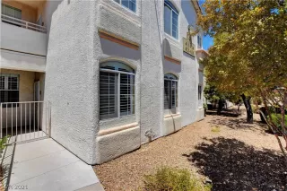 Photo #1: 2317240 Listing 