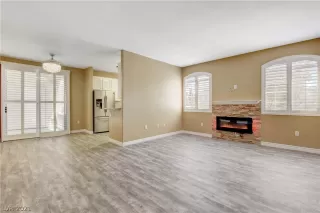 Photo #3: 2317240 Listing 