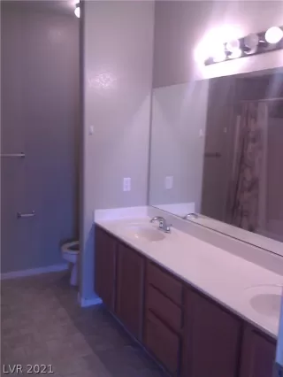 Photo #3: 2317266 Listing