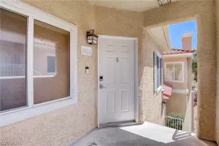 Photo #3: 2317329 Listing 