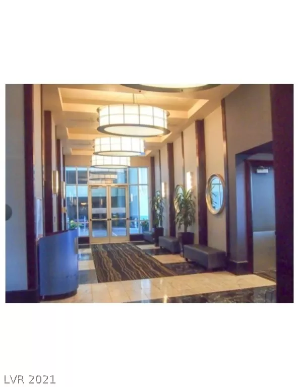 MLS: 2317402 Condo For Sale
