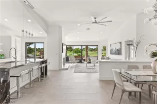 Photo #3: 2317423 Listing 