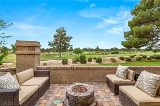 Photo #5: 2317423 Listing 