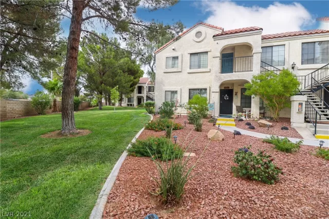 MLS: 2317456 Condo For Sale