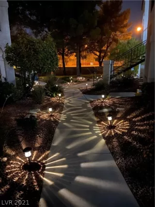 Photo #2: 2317456 Listing