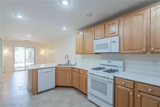 Photo #1: 2317488 Listing 