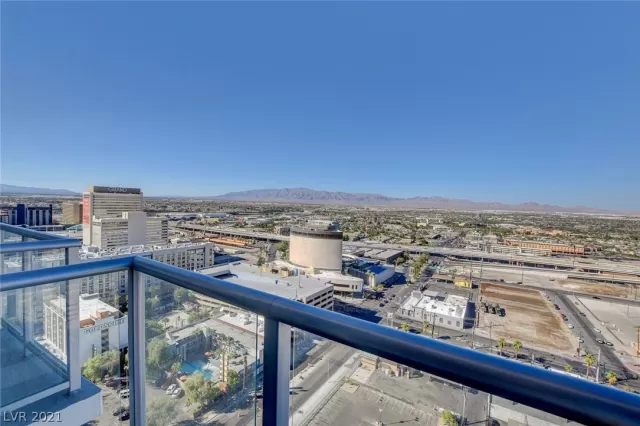 MLS: 2317508 Condo For Sale