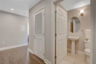 Photo #1: 2317508 Listing