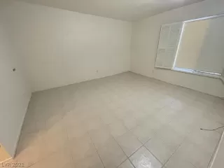 Photo #3: 2317513 Listing 