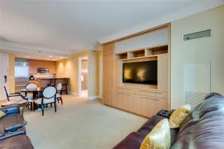 Photo #5: 2317514 Listing 