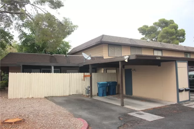 MLS: 2317516 Condo For Sale