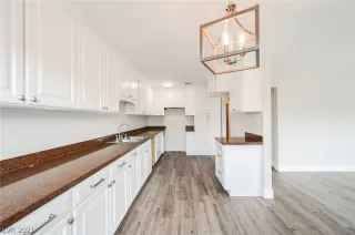 Photo #6: 2317590 Listing 