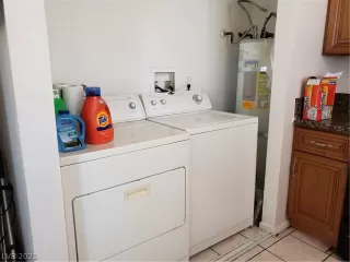 Photo #6: 2317591 Listing 