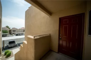 Photo #4: 2317598 Listing