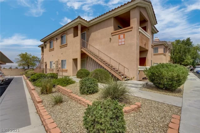 MLS: 2317635 Condo For Sale