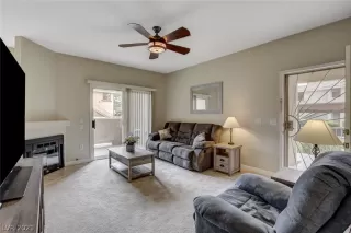 Photo #2: 2317635 Listing 