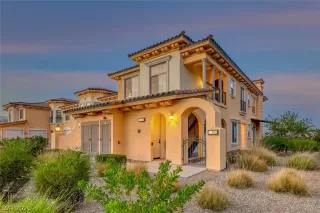 Photo #1: 2317712 Listing